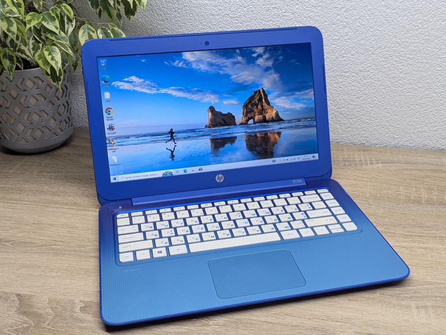 Ноутбук Б/В HP Stream Notebook 13, Intel Celeron N2840, DDR3 2 GB, SSD 32GB, Intel Microsoft Basic Display Adapter, 13.3" HD