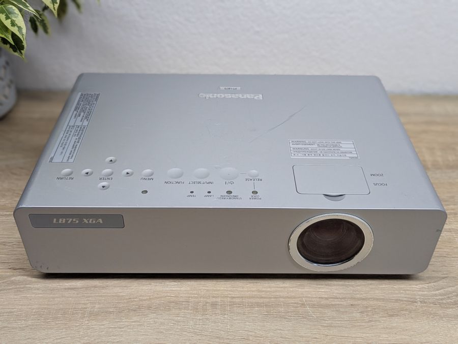 Б/В Проєктор Б/К Panasonic LB75 XGA
