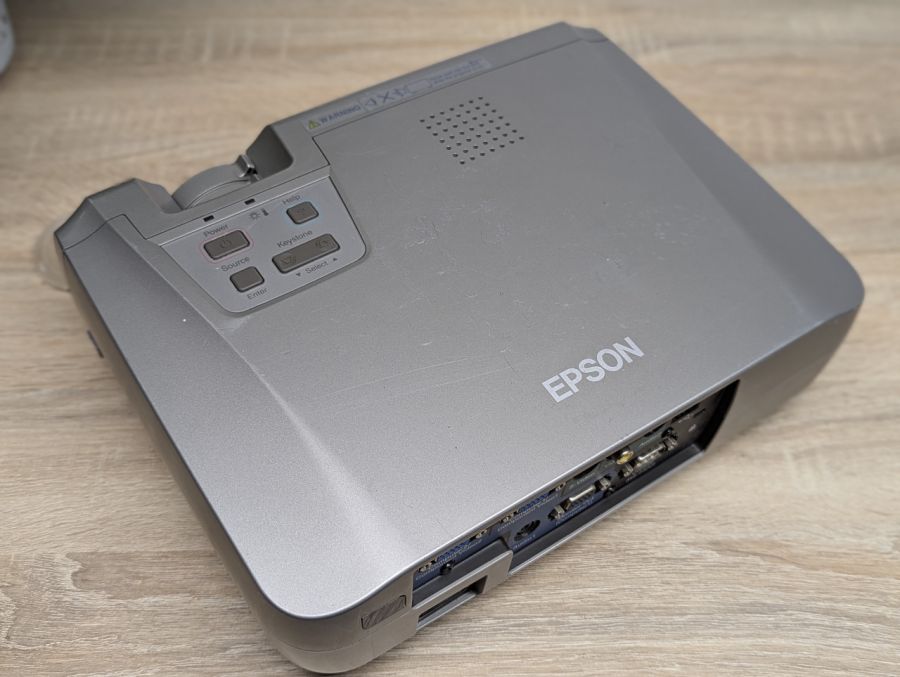 Б/В Проєктор EPSON EMP-74