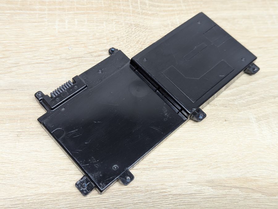 Б/В Оригінальна акумуляторна батарея HP CI03XL