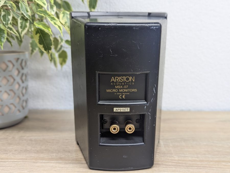 Б/В Сабвуфер Ariston Acoustics MSX-07