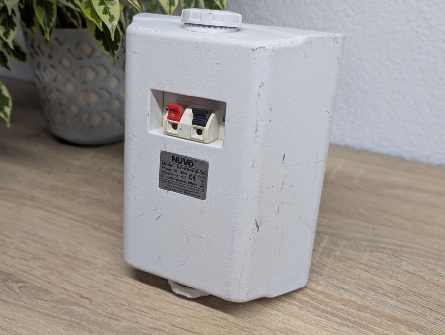 Б/В Настінна колонка Nuvo NV-WA40W-SPK [ProductHub SKU NV-WA40W]