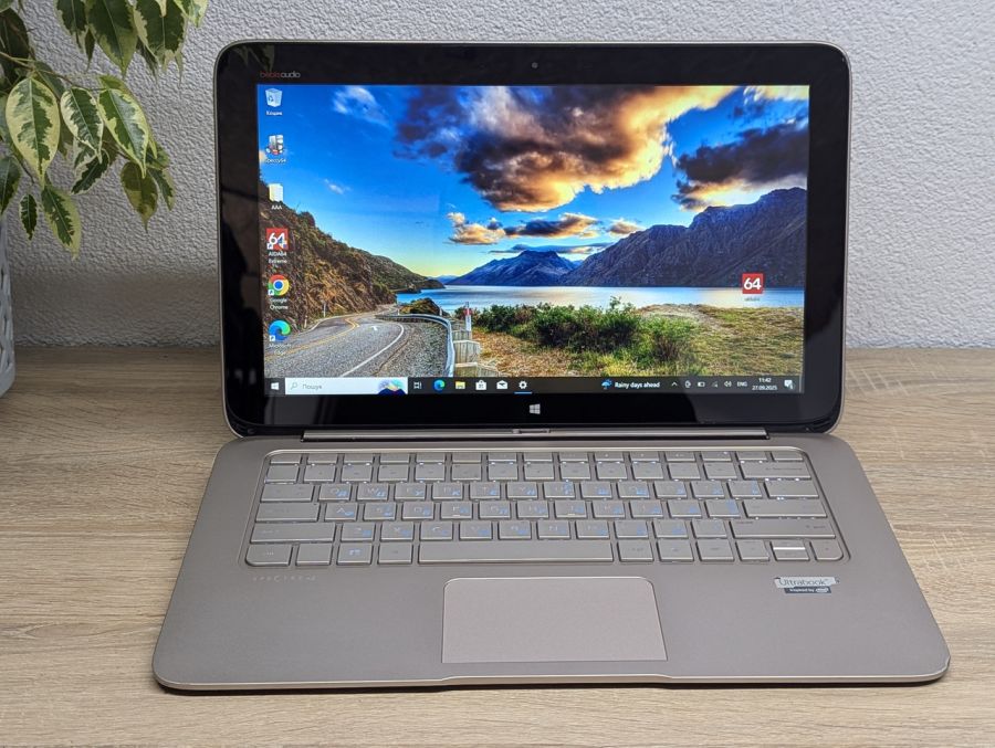 Уцінка! Ноутбук Б/В HP Spectre x2, Intel Core i3-4012Y, DDR3 4 GB, SSD 128GB, 14" Full HD Сенсор