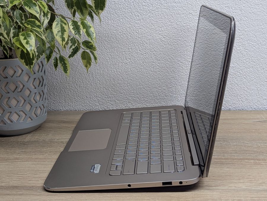 Уцінка! Ноутбук Б/В HP Spectre x2, Intel Core i3-4012Y, DDR3 4 GB, SSD 128GB, 14" Full HD Сенсор