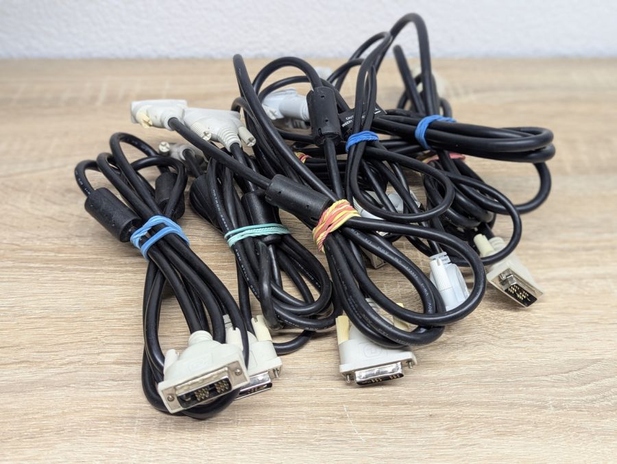 Б/В Кабель DVI Hotron 1.5 метра