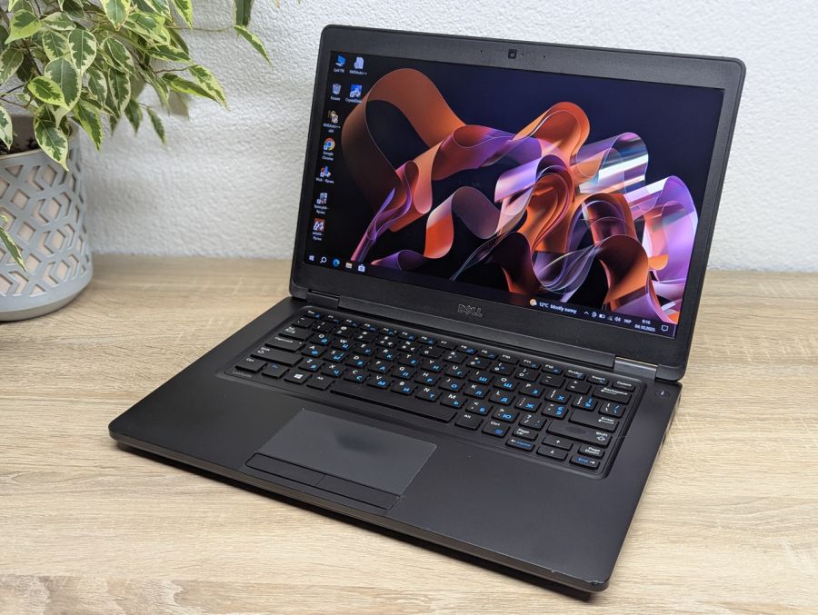 Уцінка! Ноутбук Б/В Dell Latitude 5480, Intel Core i5-6300U, DDR4 8 GB, SSD 128GB, 14" Full HD