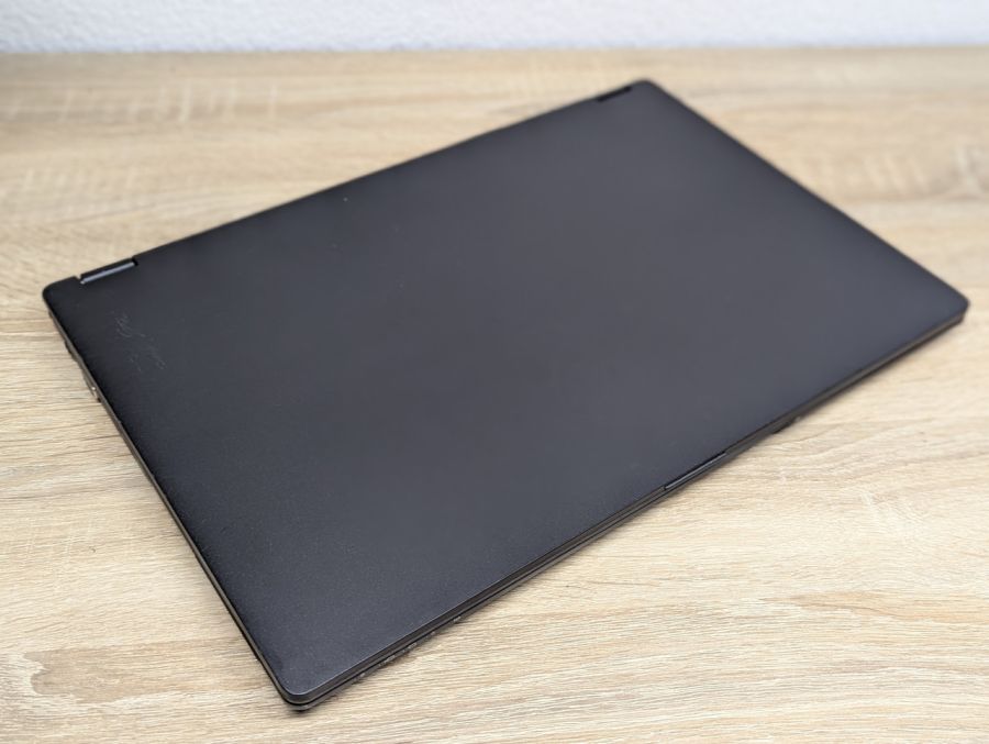Уцінка! Ноутбук Б/В Fujitsu U758, Intel Core i5-7300U, DDR4 16 GB, SSD 256GB, 15.6" Full HD