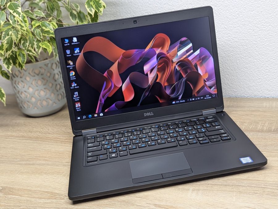Уцінка! Ноутбук Б/В Dell Latitude 5480, Intel Core i5-6300U, DDR4 8 GB, SSD 128GB, 14" Full HD