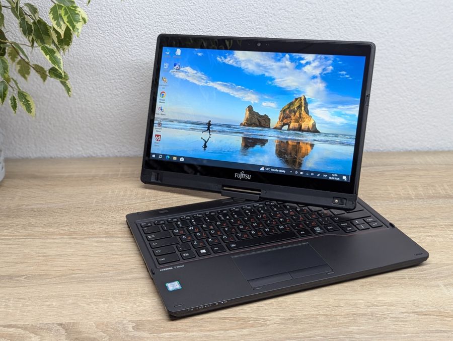 Уцінка! Ноутбук Б/В Fujitsu T937, Intel Core i5-7300U, DDR4 8 GB, SSD 256GB, 13" Full HD Сенсор