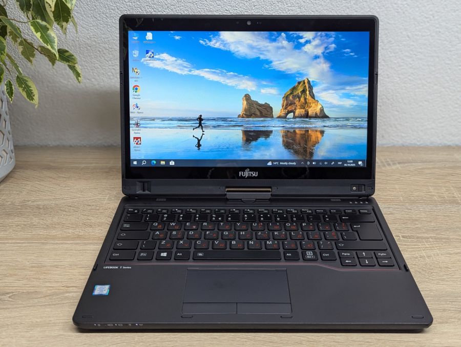 Уцінка! Ноутбук Б/В Fujitsu T937, Intel Core i5-7300U, DDR4 8 GB, SSD 256GB, 13" Full HD Сенсор