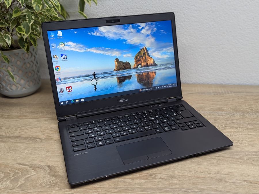 Уцінка! Ноутбук Б/В Fujitsu U747, Intel Core i5-6200U, DDR4 8 GB, SSD 128GB, 14" Full HD