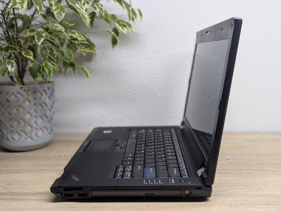 Уцінка! Ноутбук Б/В Lenovo L420, Intel Core i3-2350M, DDR3 8 GB, SSD 128GB, 14" HD Сенсор