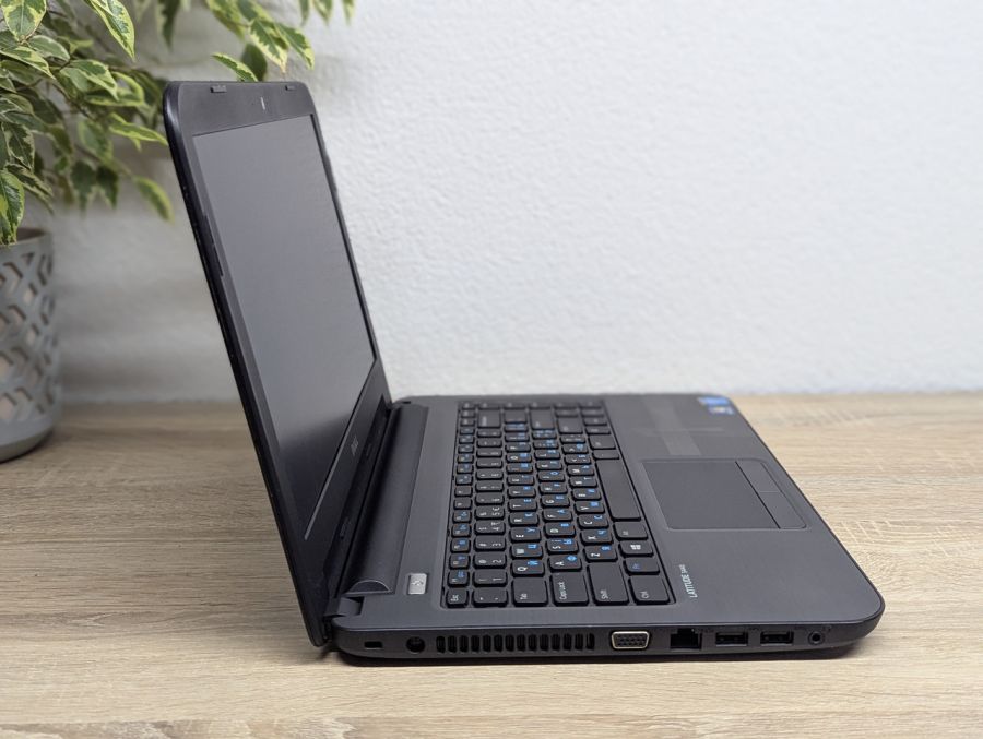 Уцінка! Ноутбук Б/В Dell Latitude 3440, Intel Core i5-4210U, DDR3 8 GB, SSD 128GB, 14" HD