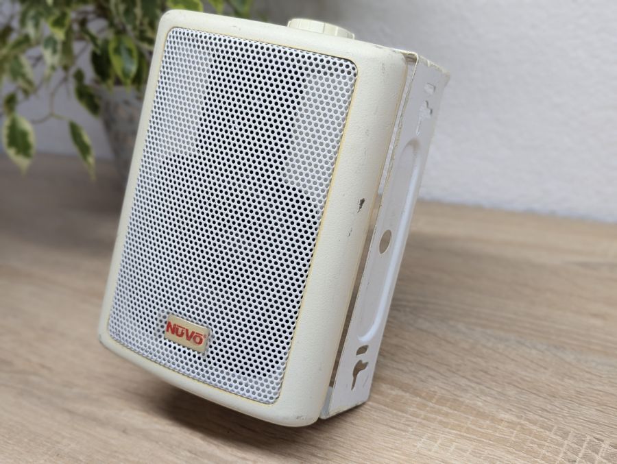 Б/В Полична колонка NUVO WA-30SPKR