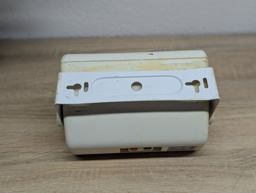 Б/В Полична колонка NUVO WA-30SPKR