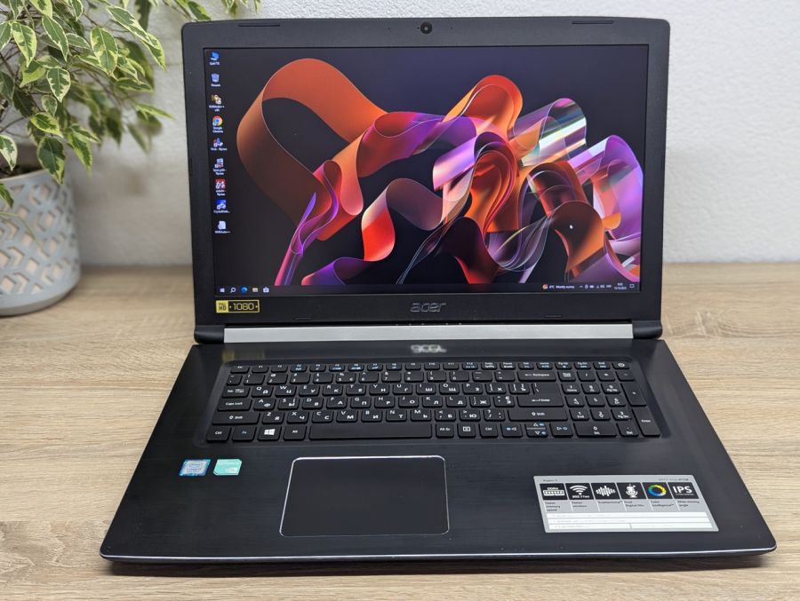 Ноутбук Б/В Acer Aspire A517 51G, Intel Core i7-8550U, DDR4 12 GB, SSD 128GB + HDD 512GB, 17"