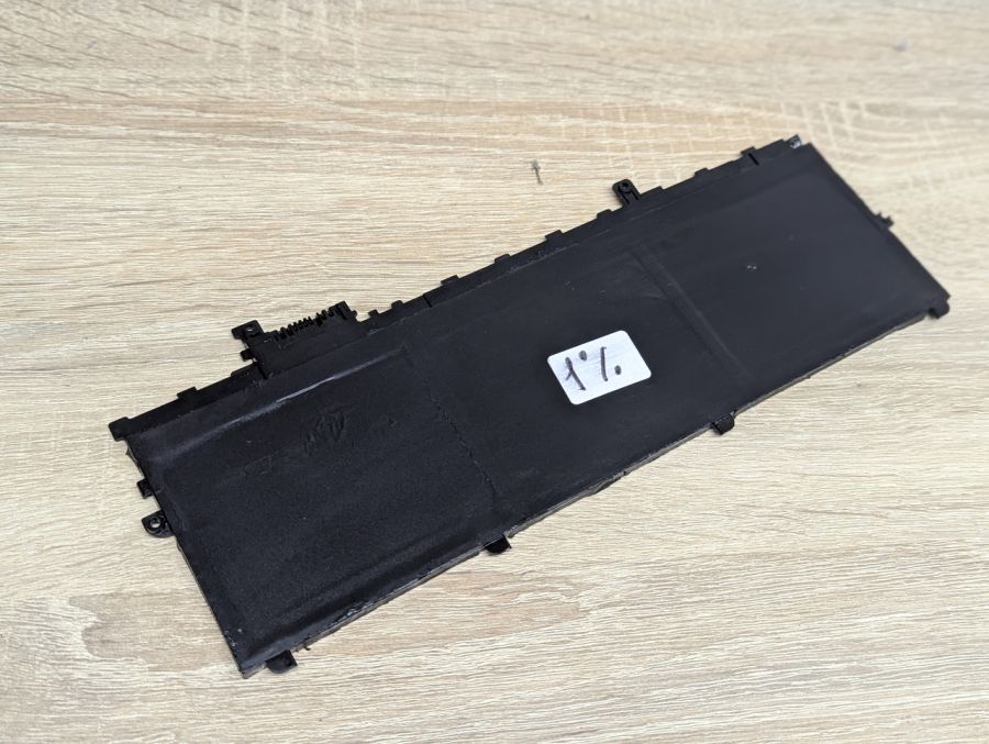 Б/В Оригінальна акумуляторна батарея Lenovo SB10K97586 (01AV494)