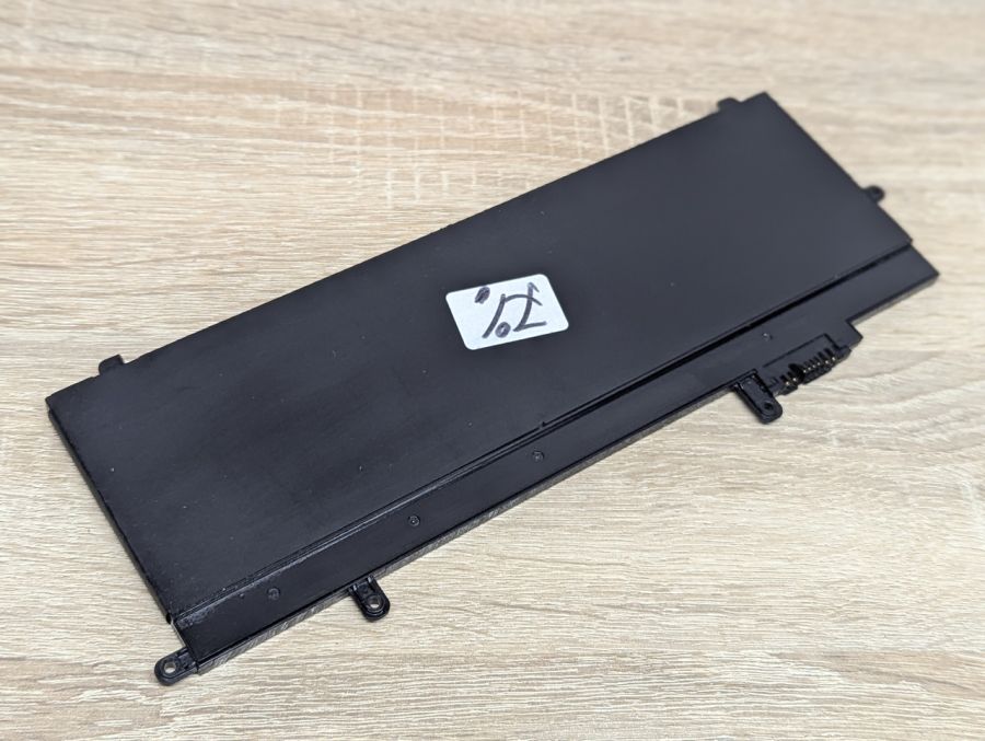 Б/В Оригінальна акумуляторна батарея Lenovo L17M6P71 (01AV471)