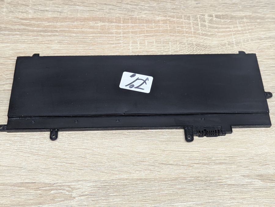 Б/В Оригінальна акумуляторна батарея Lenovo L17M6P71 (01AV471)