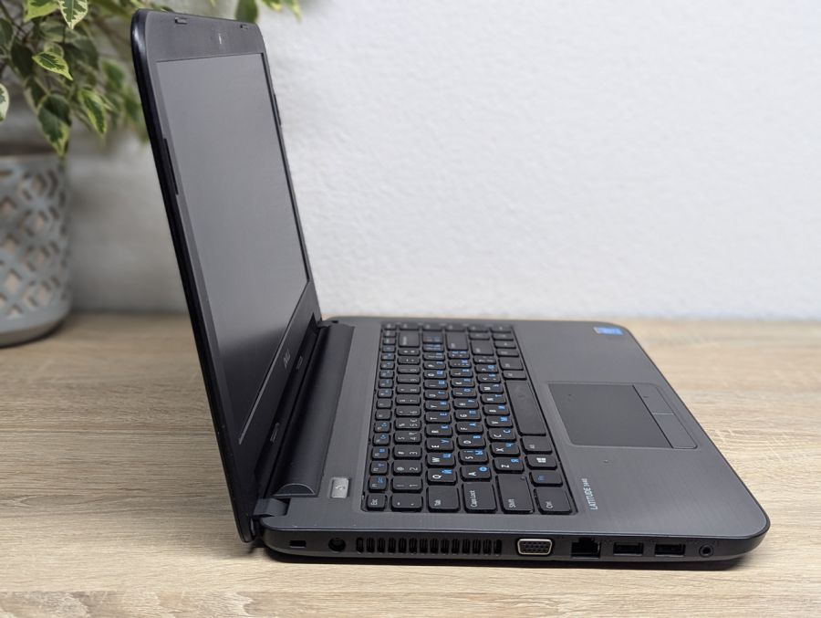 Уцінка! Ноутбук Б/В Dell Latitude 3440, Intel Core i5-4210U, DDR3 8 GB, SSD 128GB, 14" HD