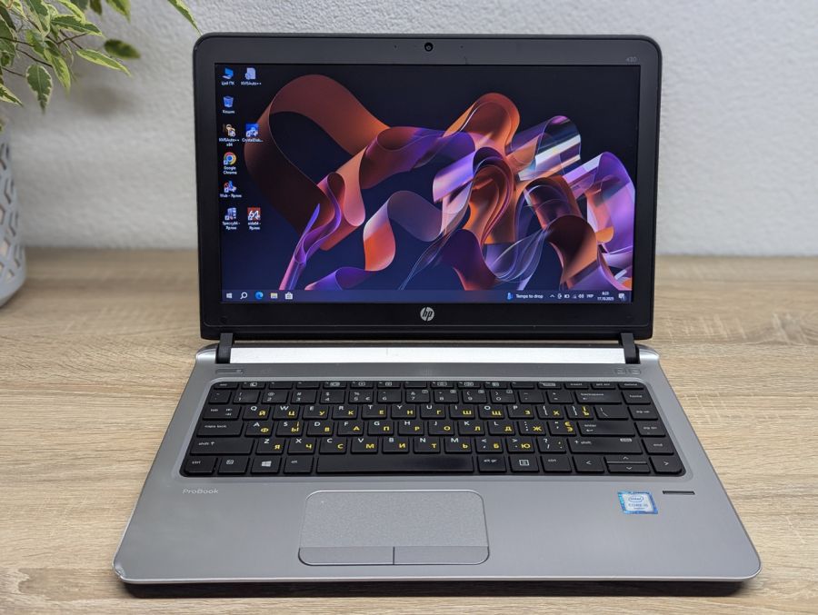 Уцінка! Ноутбук Б/В HP ProBook 430 G3, Intel Core i5-6200U, DDR3 8 GB, SSD 128GB, 12.5" HD