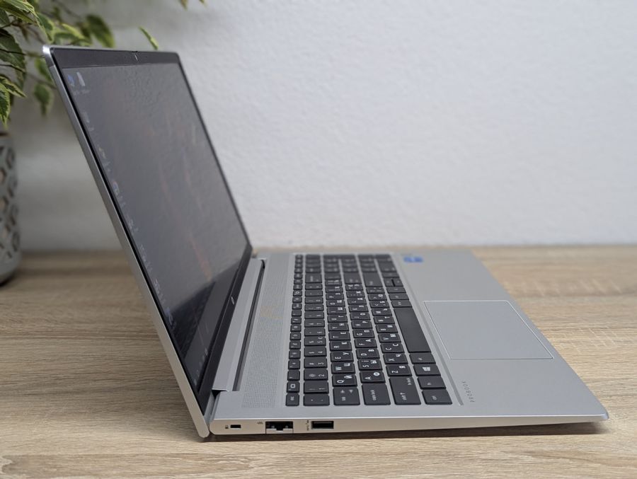 Уцінка! Ноутбук Б/В HP ProBook 450 G8, Intel Core i5-1135G7, DDR4 16 GB, SSD 256GB, 15" Full HD