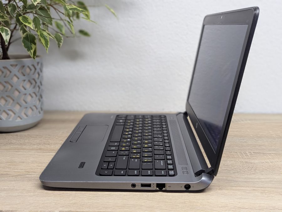 Уцінка! Ноутбук Б/В HP ProBook 430 G2, Intel Core i5-5200U, DDR3 8 GB, SSD 128GB, 12.5" HD