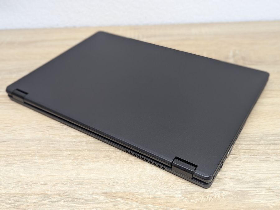 Ноутбук Б/В Fujitsu U747, Intel Core i5-6200U, DDR4 8 GB, SSD 256GB, 14" Full HD