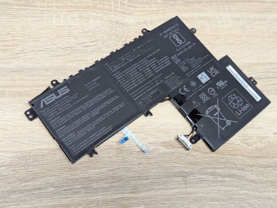 Б/В Оригінальна акумуляторна батарея Asus C31N1836