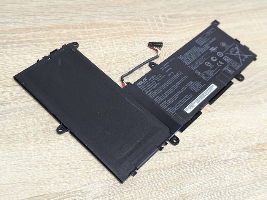 Б/В Оригінальна акумуляторна батарея Asus C21N1521 [ProductHub SKU C21N1521-20]