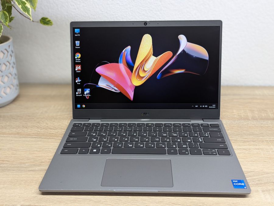 Уцінка! Ноутбук Б/В Dell Latitude 3330, Intel Core i5-1145G7, DDR3 16 GB, SSD 256GB, 14" Full HD