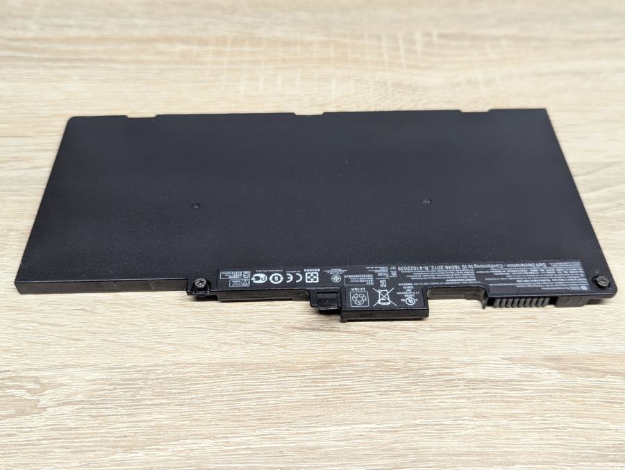 Б/В Оригінальна акумуляторна батарея HP CS03XL