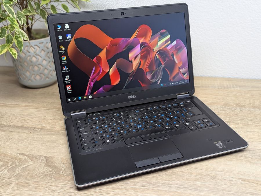 Уцінка! Ноутбук Б/В Dell Latitude E7440, Intel Core i5-4300U, DDR3 8 GB, SSD 128GB, 14" Full HD