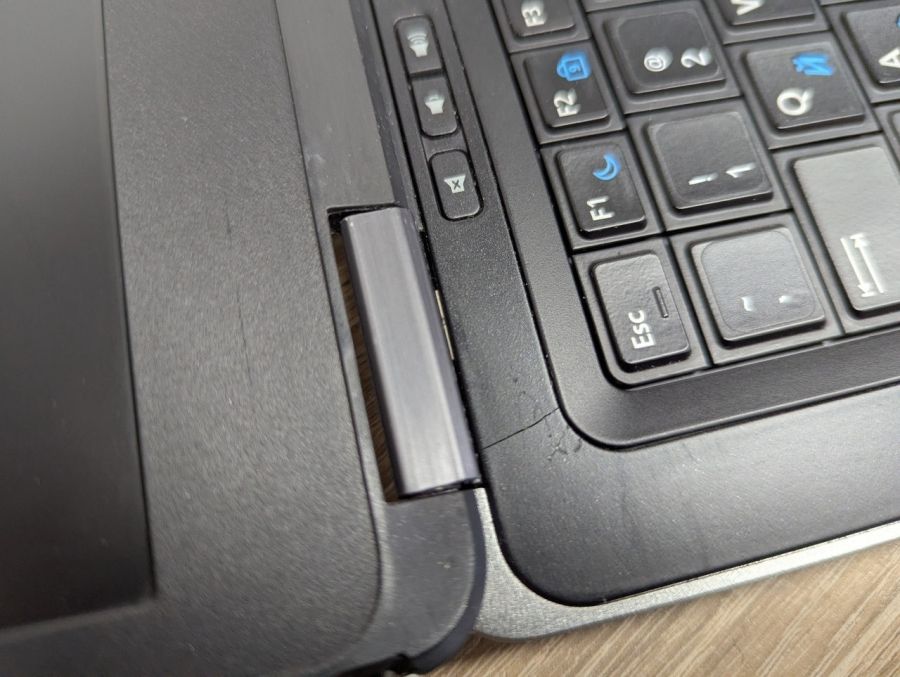 Уцінка! Ноутбук Б/В Dell Latitude E7440, Intel Core i5-4300U, DDR3 8 GB, SSD 128GB, 14" Full HD