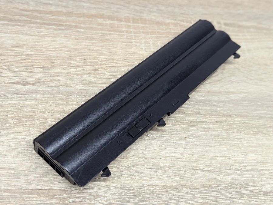 Б/В Оригінальна акумуляторна батарея Lenovo 42T4791 (42T4790)
