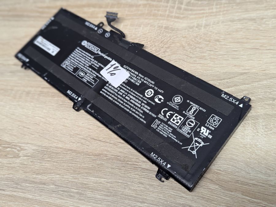 Б/В Оригінальна акумуляторна батарея HP ZO04XL