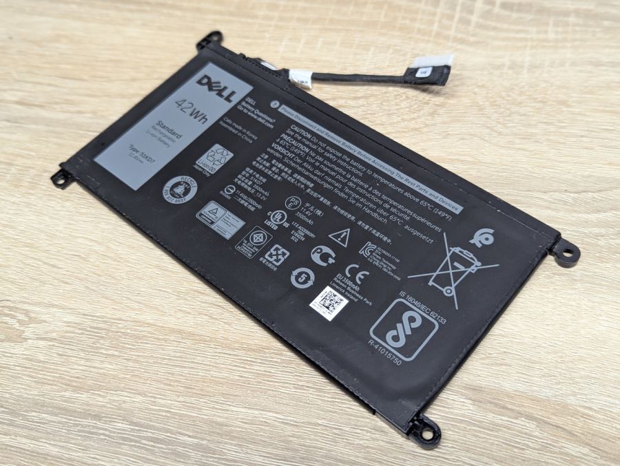 Б/В Оригінальна акумуляторна батарея Dell 51KD7