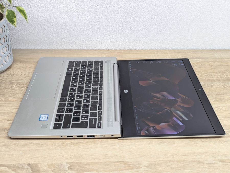 Уцінка! Ноутбук Б/В HP ProBook 430 G6, Intel Core i5-8265U, DDR4 16 GB, SSD 256GB, 13" Full HD