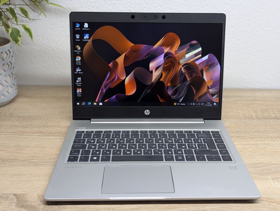 Уцінка! Ноутбук Б/В HP ProBook 445 G7, AMD Ryzen 5 4500U, DDR4 8 GB, SSD 256GB, AMD Radeon Graphics, 14" Full HD