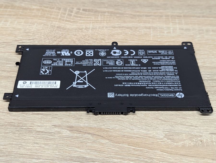 Б/В Оригінальна акумуляторна батарея HP BK03XL