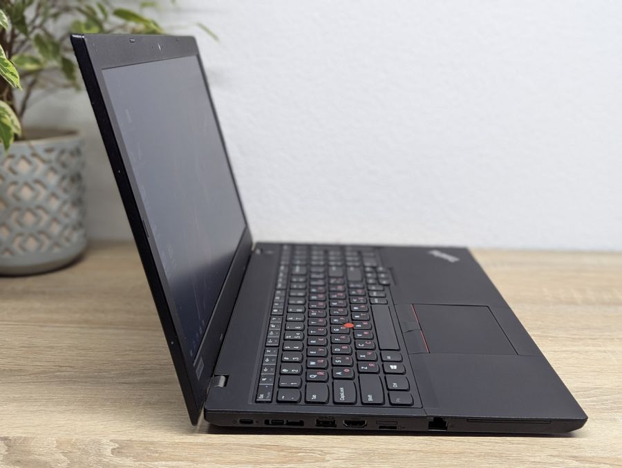 Уцінка! Ноутбук Б/В Lenovo ThinkPad L580, Intel Core i5-8350U, DDR4 8 GB, SSD 128GB, 15.6" UHD