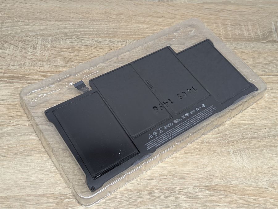 Б/В Оригінальний акумулятор Apple A1496