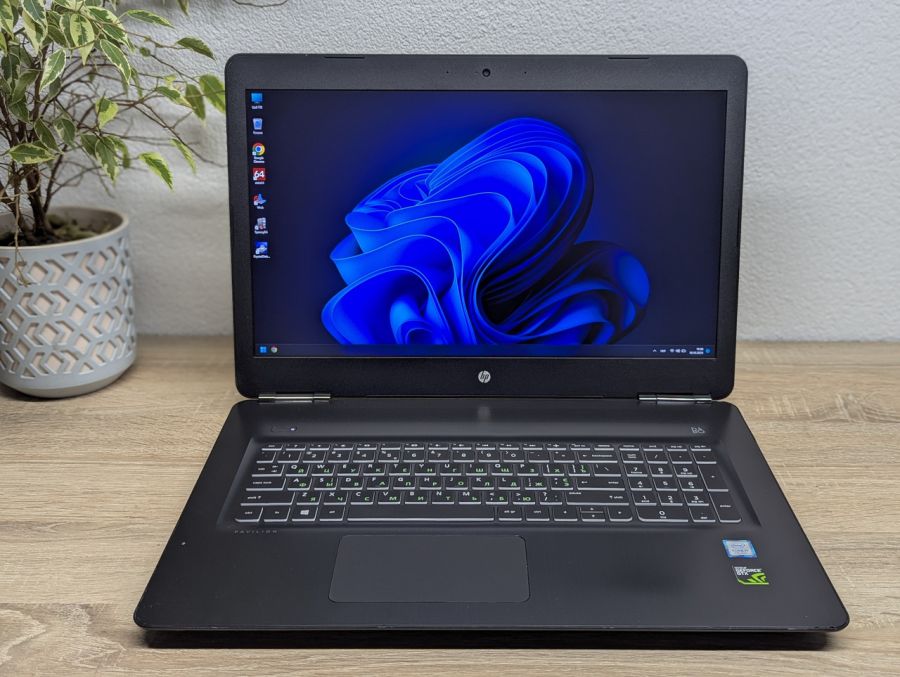 Ноутбук Б/В HP Pavilion 17 Notebook, Intel Core i7-7700HQ, DDR3 16 GB, SSD 128GB + HDD 750GB, GTX 1050, 17" Full HD
