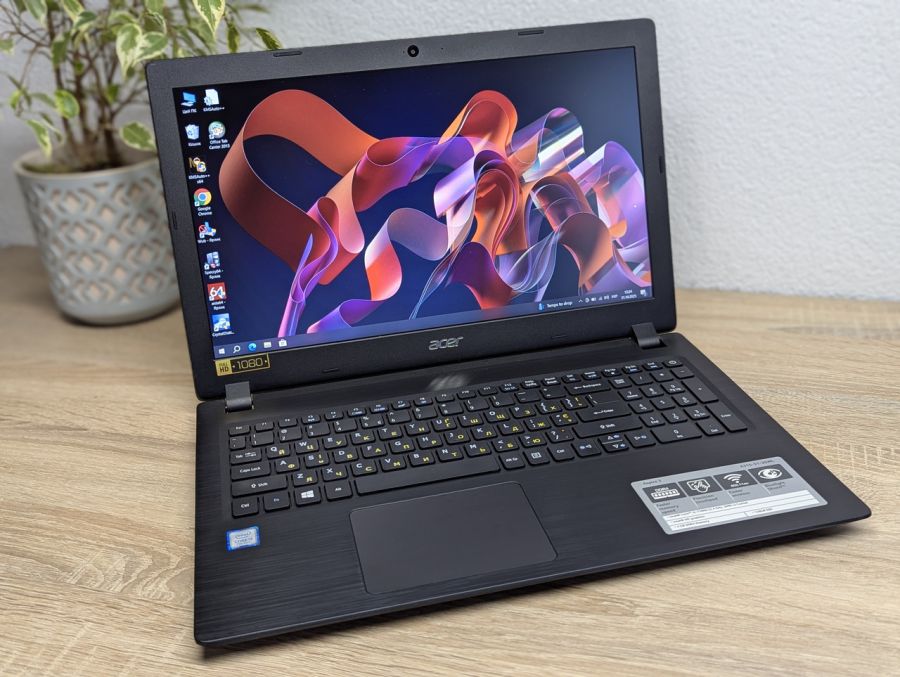 Ноутбук Б/В Acer Aspire A315-51, Intel Core i3-7100U, DDR4 8 GB, SSD 128GB, 15.6" Full HD