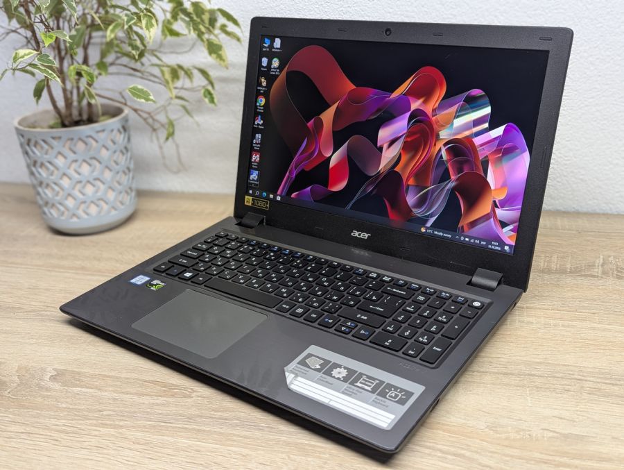 Уцінка! Ноутбук Б/В Acer Aspire V5-591G, Intel Core i5-6300HQ, DDR4 16 GB, SSD 128GB + SSD 500GB, GTX 950M 2Gb, 15.6" Full HD