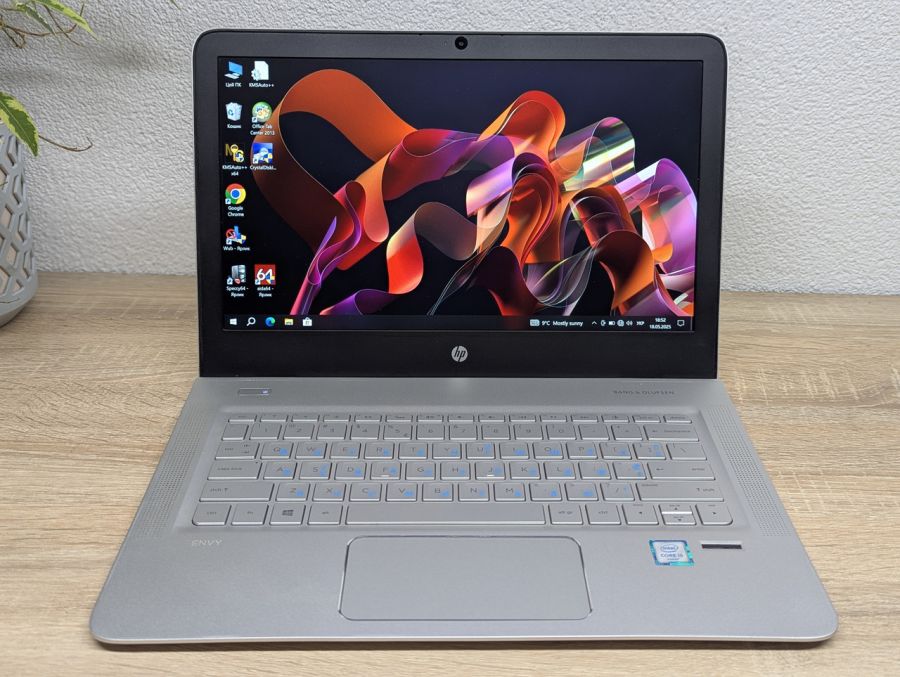 Уцінка! Ноутбук Б/В HP Envy Notebook, Intel Core i5-6200U, DDR3 4 GB, SSD 128GB, 13" Full HD