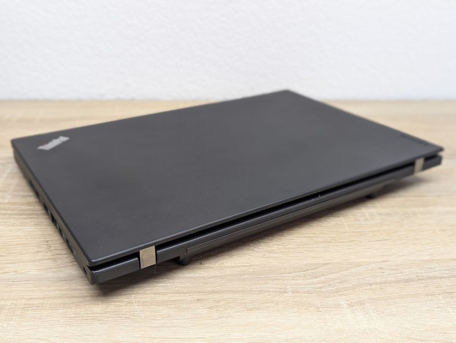 Ноутбук Б/В Lenovo ThinkPad T460P, Intel Core i5-6300HQ, DDR4 8 GB, SSD 128GB, 14" Full HD