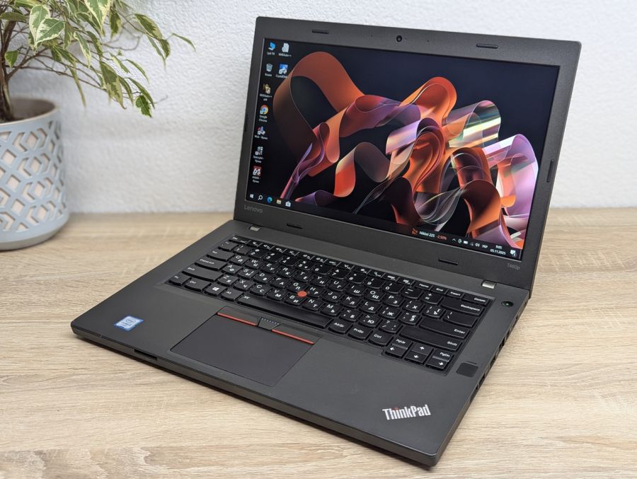 Ноутбук Б/В Lenovo ThinkPad T460P, Intel Core i5-6300HQ, DDR4 8 GB, SSD 128GB, 14" Full HD