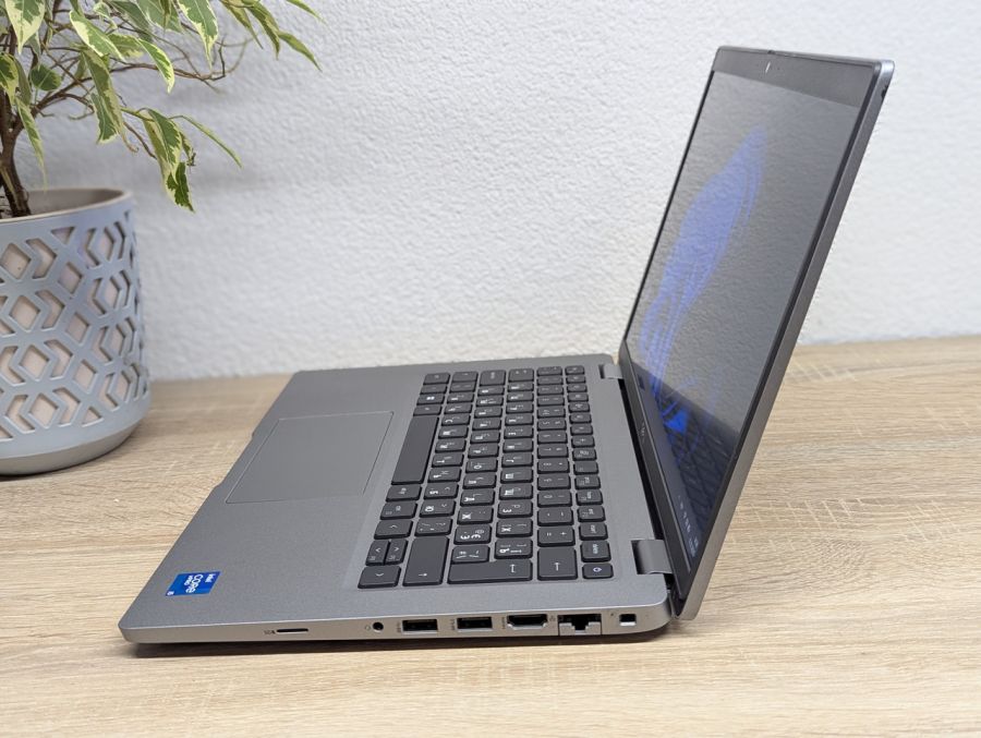 Уцінка! Ноутбук Б/В Dell Latitude 5420, Intel Core i5-1145G7, DDR4 16 GB, SSD 256GB, 14" Full HD