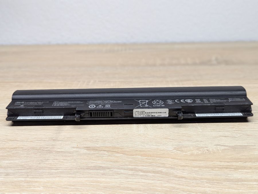Б/В Оригінальна акумуляторна батарея Asus A42-U36